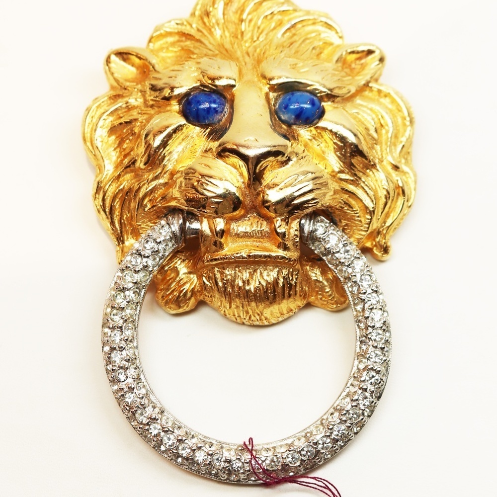 RARE! Kenneth Lane Lion's Head Doorknocker Brooch - Picture 10 of 13